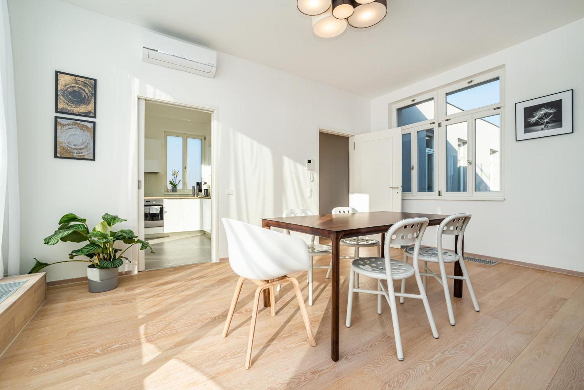 High-class Rooftop Apt. With Spacious Terrace Apartmán *